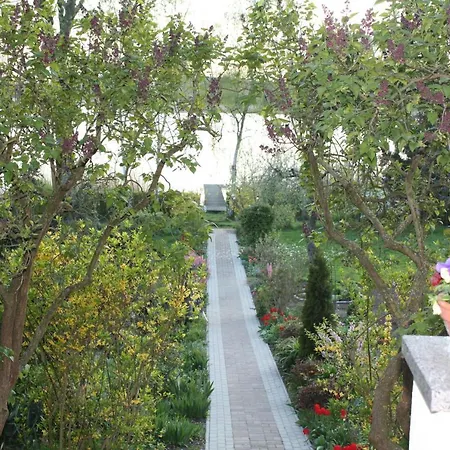 Am Schlosssee. Apartment Penkun